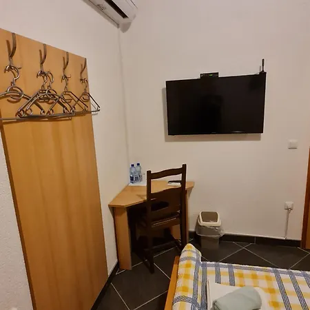 Hukic * トゥズラ