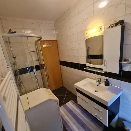 Apartment Hukic *